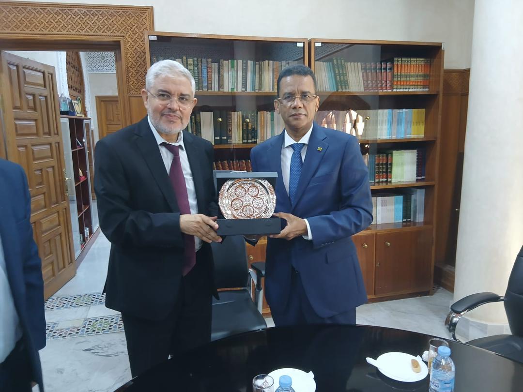 وزير الشؤون الإسلامية يزور مؤسسات شرعية وأكاديمية بالمغرب