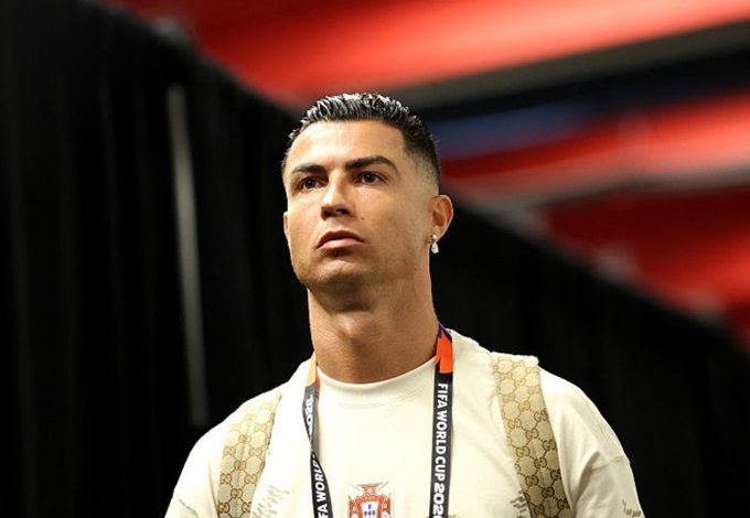 رونالدو يحطم الأرقام القياسية ويقود البرتغال أمام كرواتيا في مونديال 2026 بسن الـ41 رونالدو يحطم الأرقام القياسية ويقود البرتغال أمام كرواتيا في مونديال 2026 بسن الـ41
